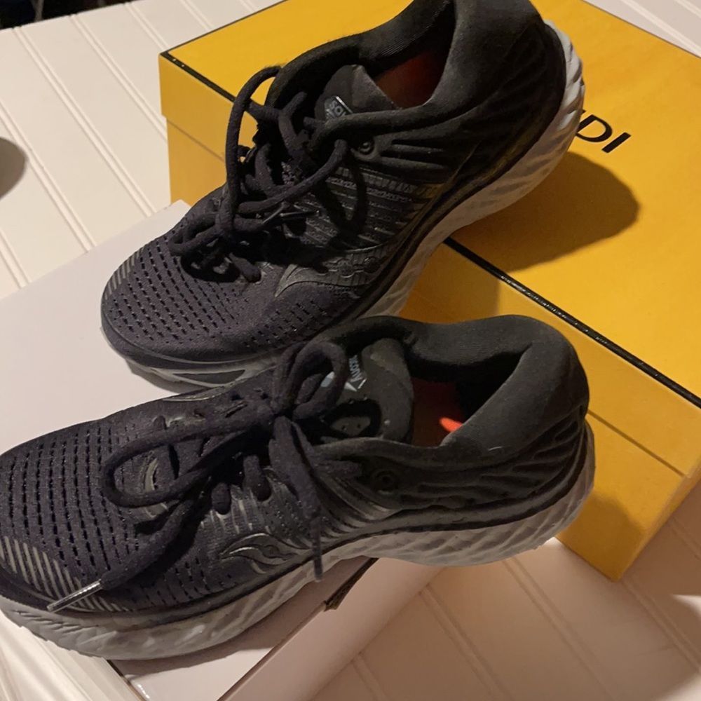 Saucony Triumph17 sneakers - Picture 5 of 7